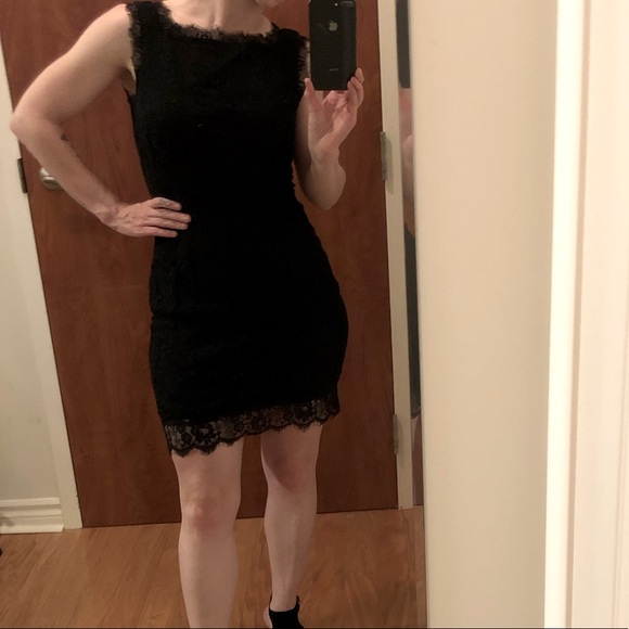 Little black dress - Picture 6 of 11